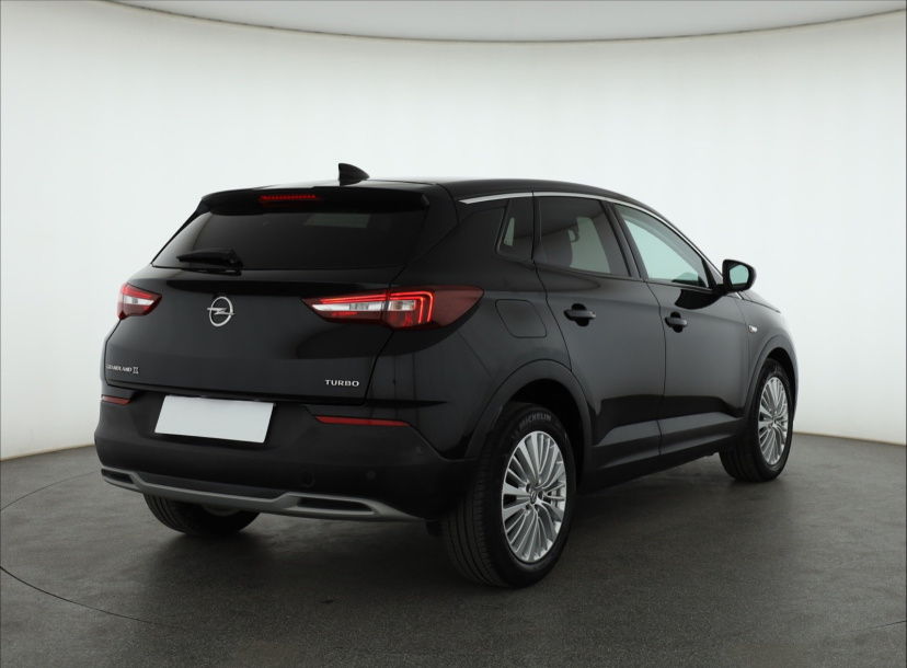 Opel Grandland, 2019