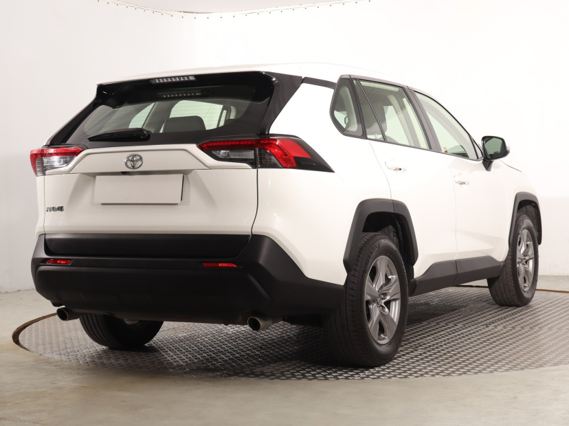 Toyota RAV 4, 2022