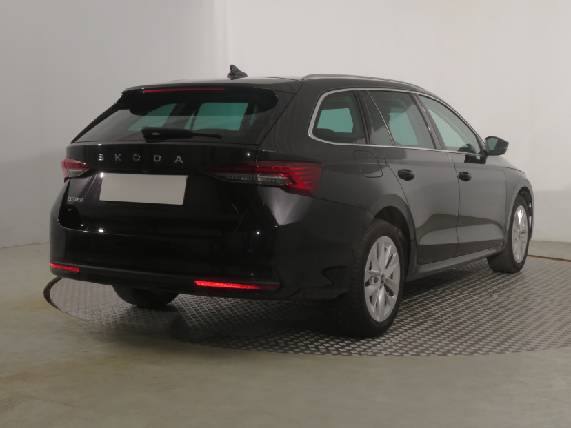 Škoda Octavia, 2025