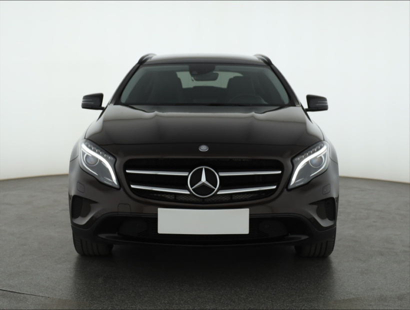 Mercedes-Benz GLA, 2014