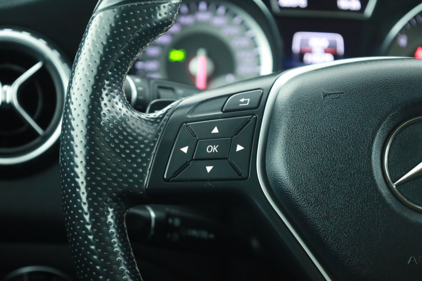 Mercedes-Benz GLA, 2014