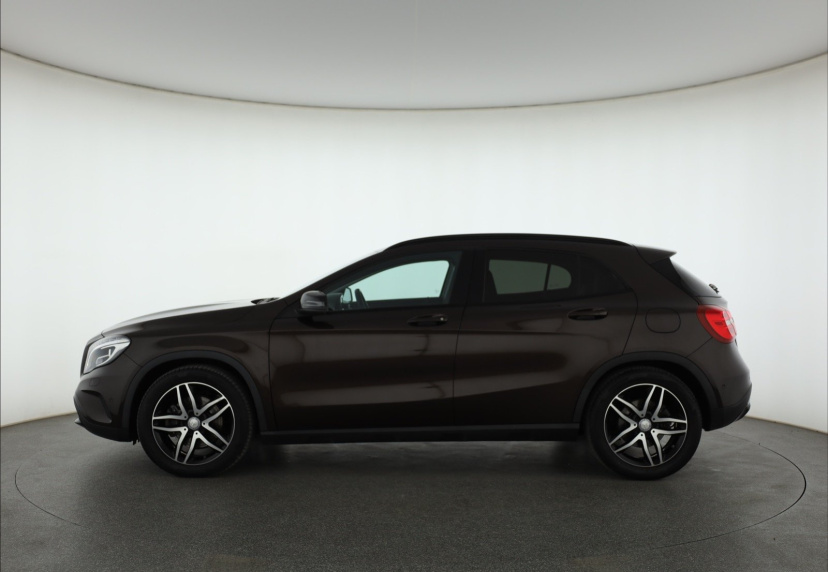 Mercedes-Benz GLA, 2014