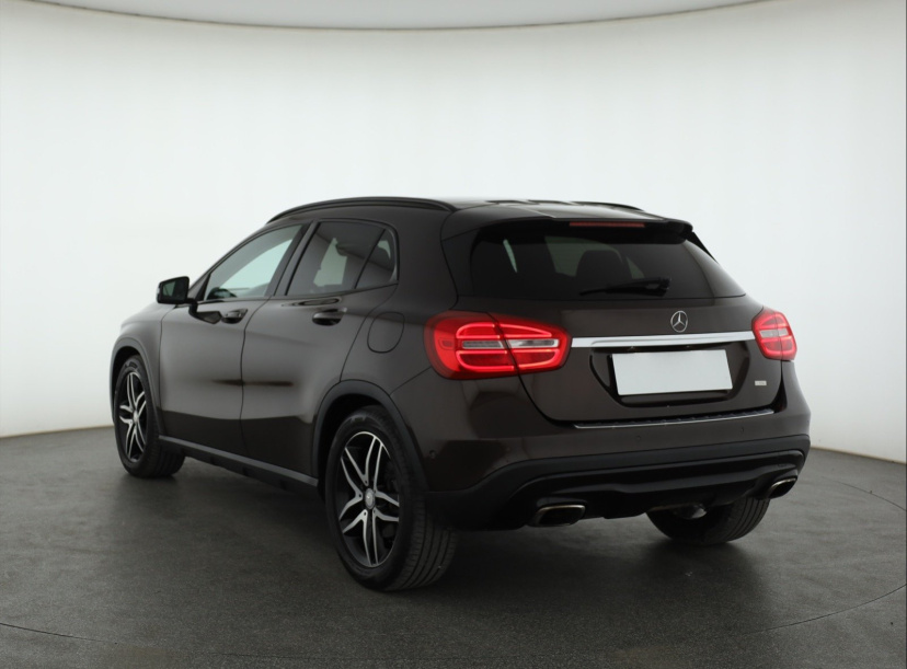 Mercedes-Benz GLA, 2014