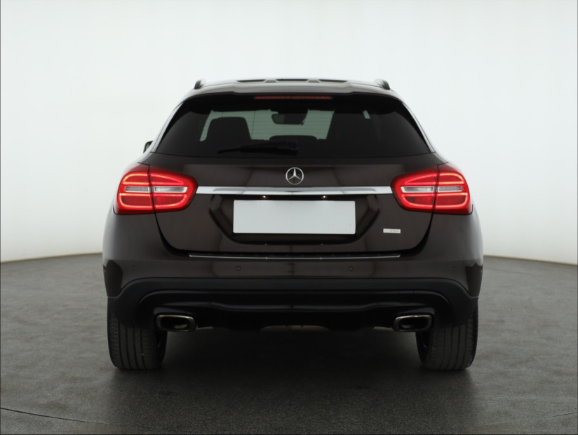 Mercedes-Benz GLA, 2014