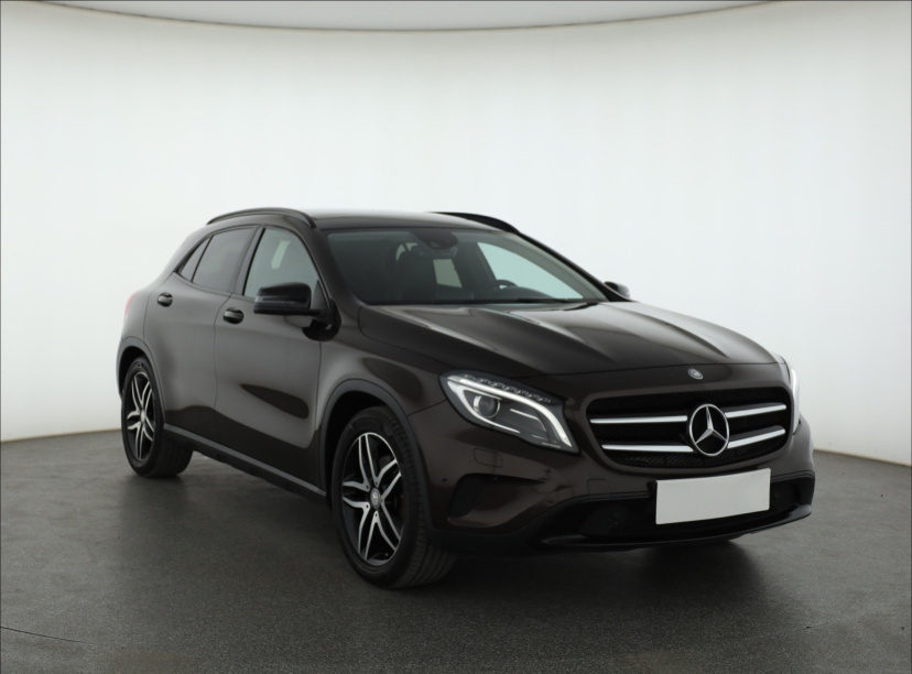 Mercedes-Benz GLA, 2014