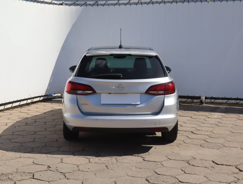 Opel Astra, 2022