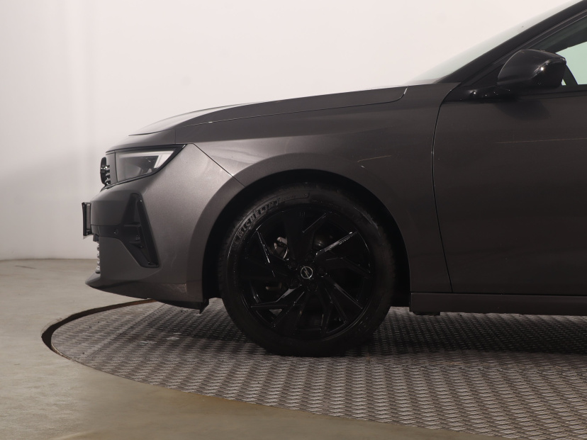 Opel Astra, 2024
