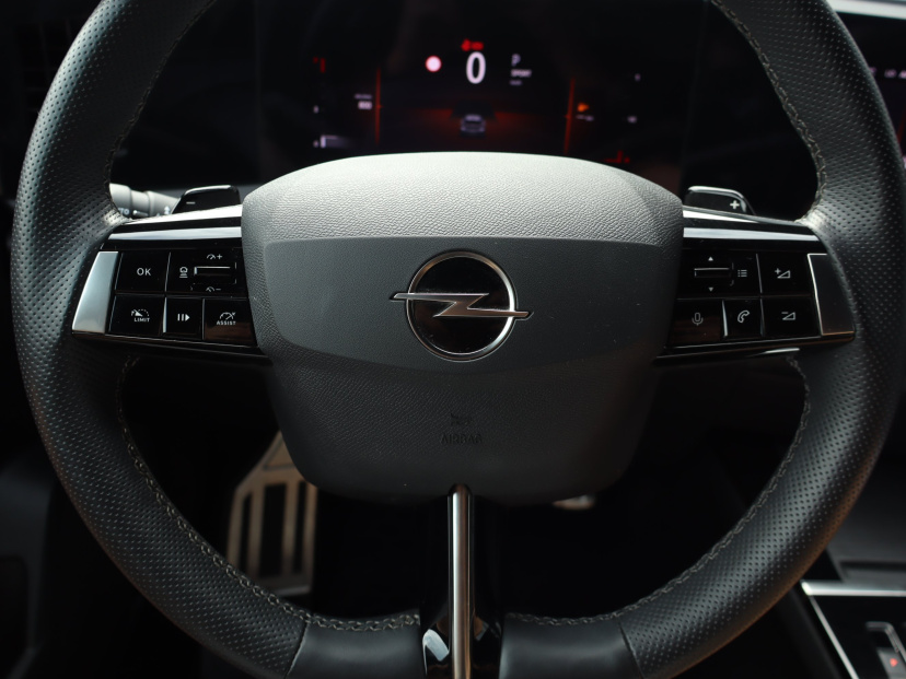 Opel Astra, 2024