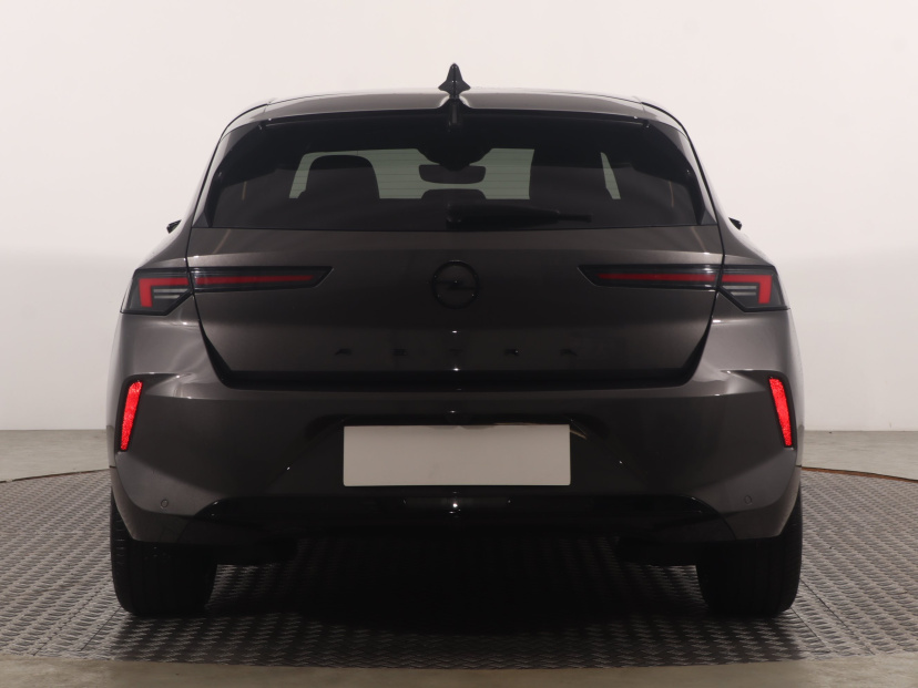 Opel Astra, 2024