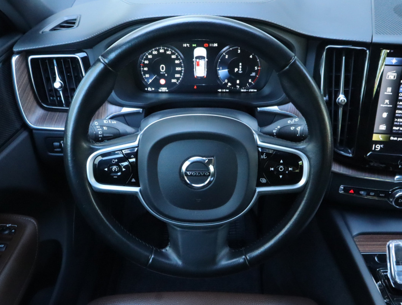 Volvo XC60, 2020