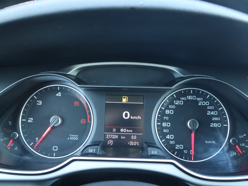Audi A4, 2014