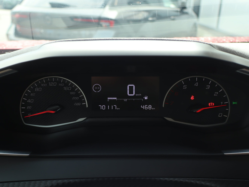 Peugeot 2008, 2021