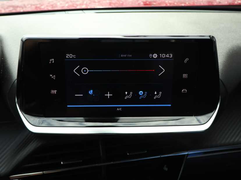 Peugeot 2008, 2021