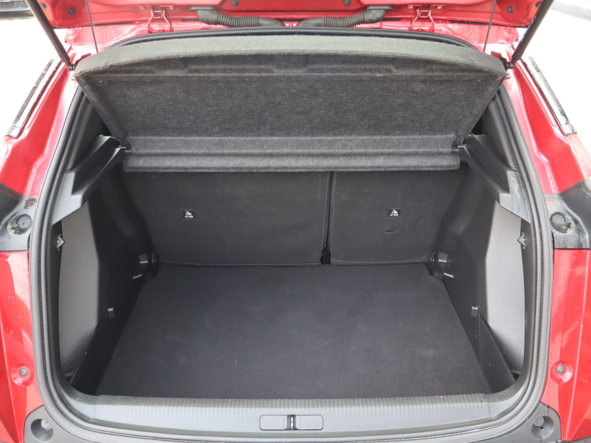 Peugeot 2008, 2021