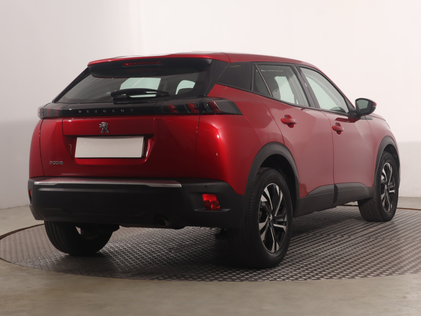 Peugeot 2008, 2021