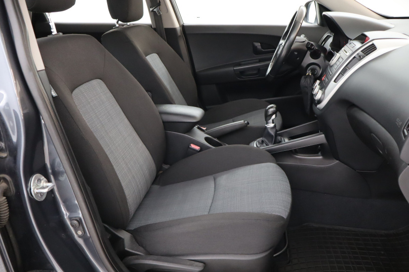 Kia Ceed, 2010