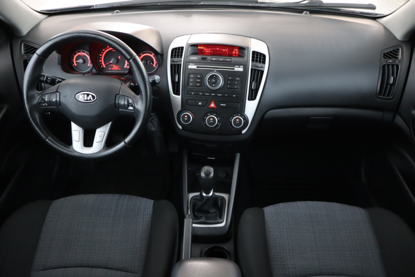 Kia Ceed, 2010