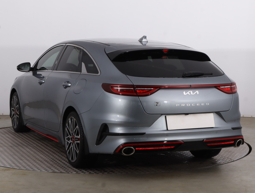 Kia ProCeed, 2022