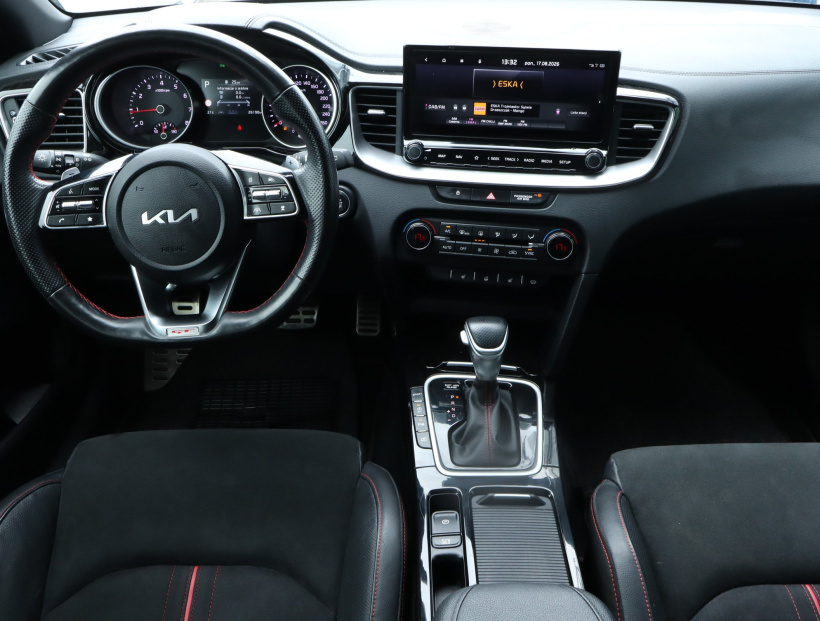 Kia ProCeed, 2022