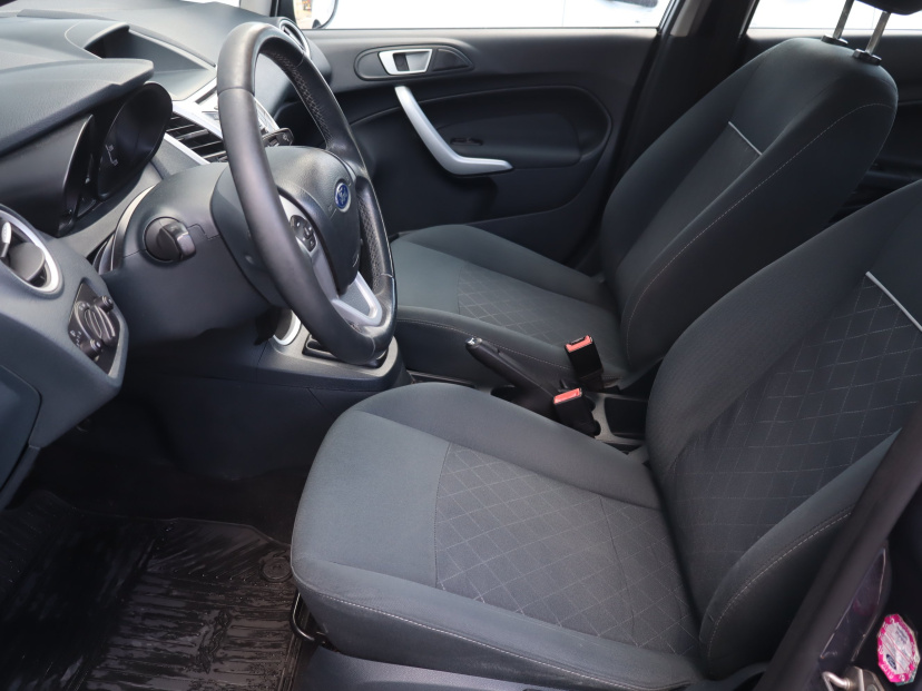Ford Fiesta, 2011