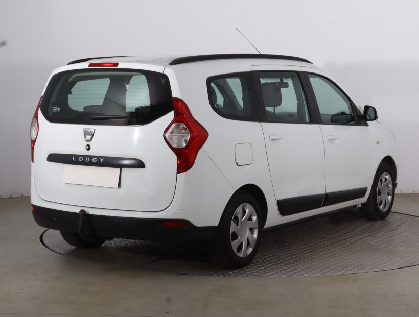 Dacia Lodgy, 2013