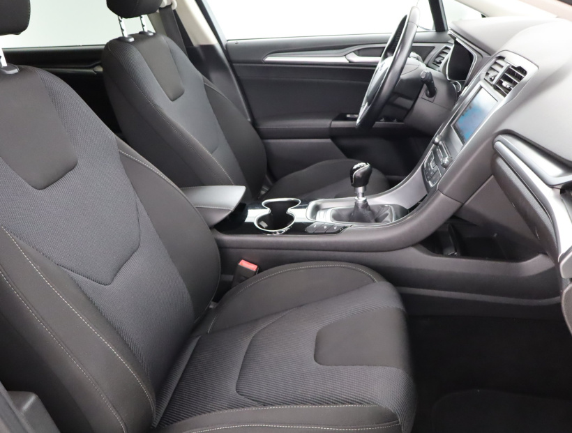 Ford Mondeo, 2015