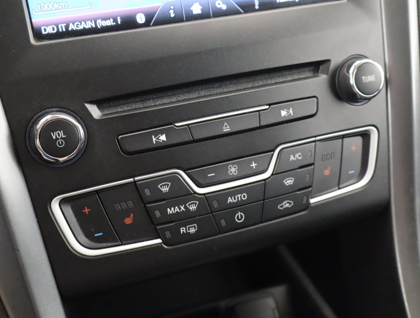 Ford Mondeo, 2015
