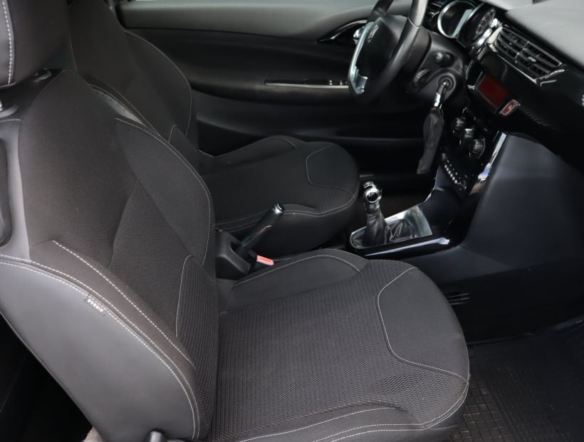 Citroen DS3, 2010