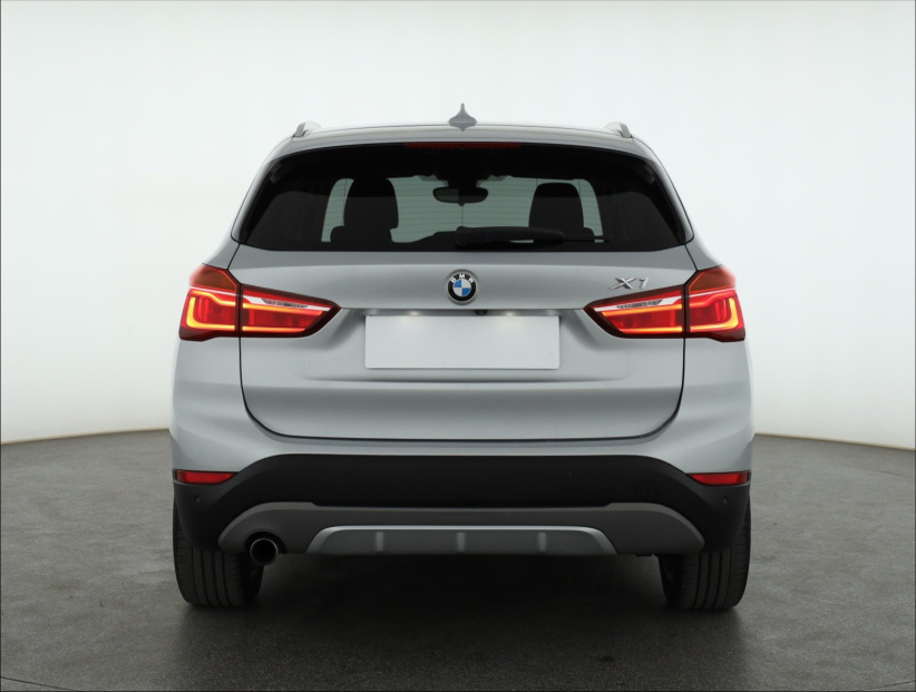 BMW X1, 2016