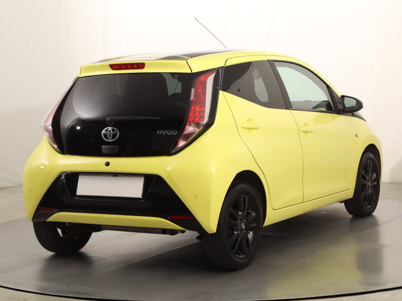 Toyota Aygo, 2016