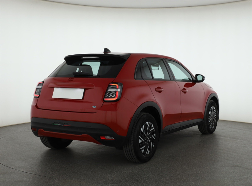 Fiat 600e, 2024