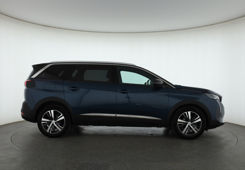 Peugeot 5008, 2023