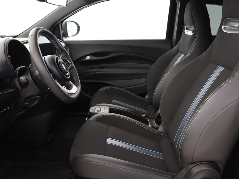 Abarth 500e, 2024