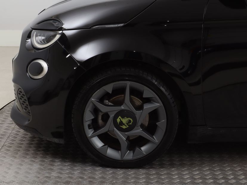 Abarth 500e, 2024