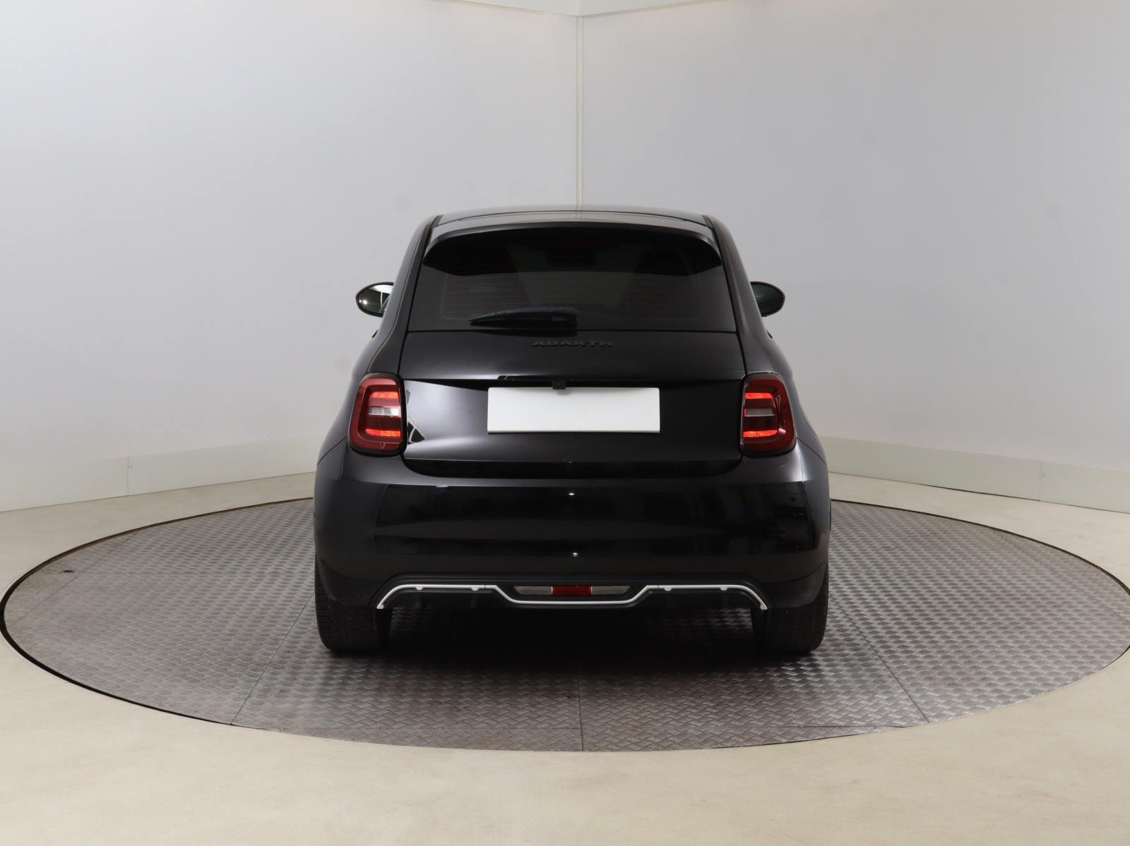 Abarth 500e 42 kWh, 2024 6