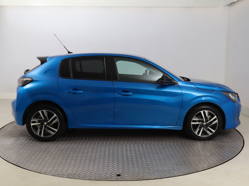 Peugeot 208, 2023