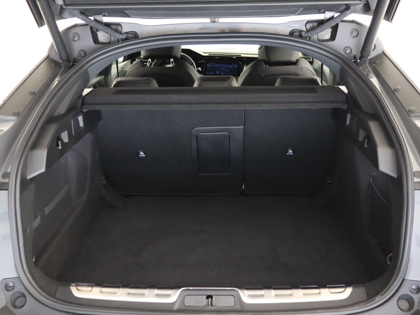 Peugeot 408, 2025