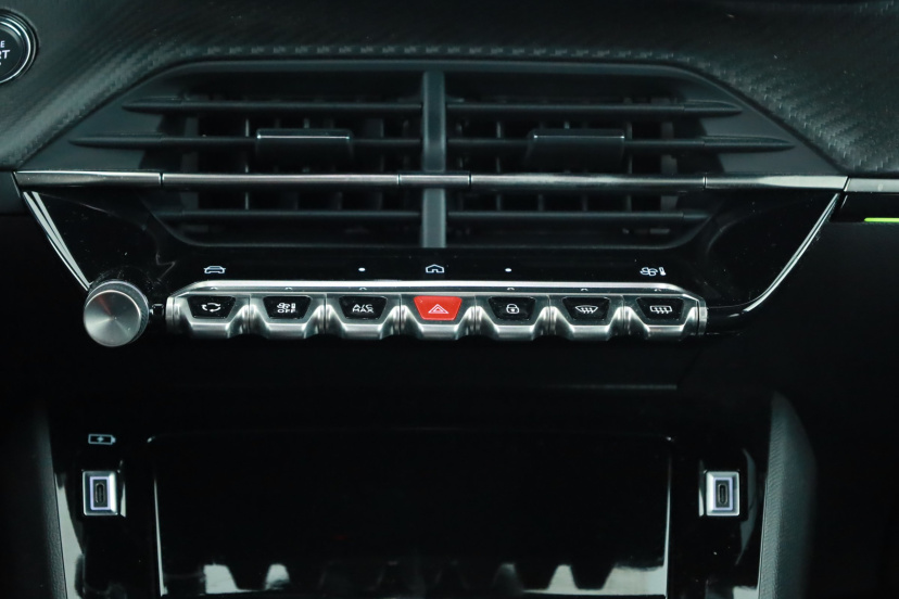 Peugeot 2008, 2025