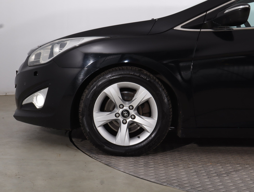 Hyundai i40, 2012