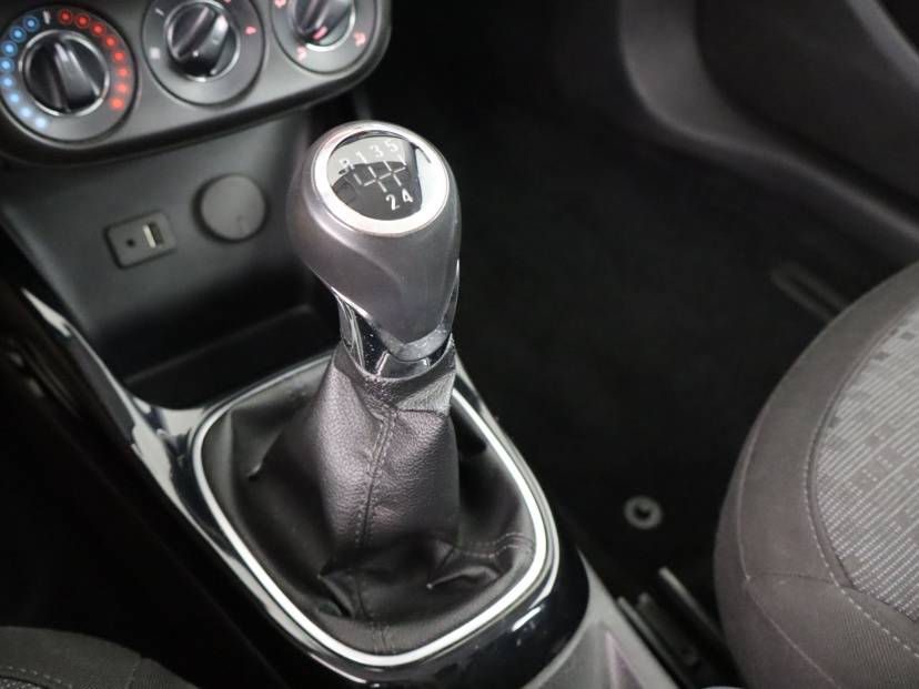 Opel Adam, 2013