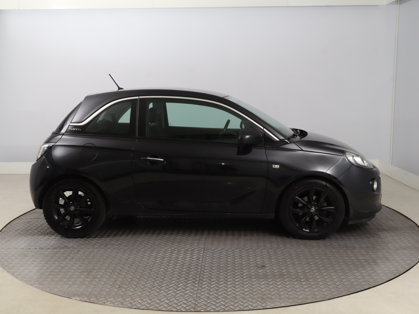 Opel Adam, 2013