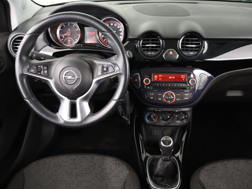Opel Adam, 2013