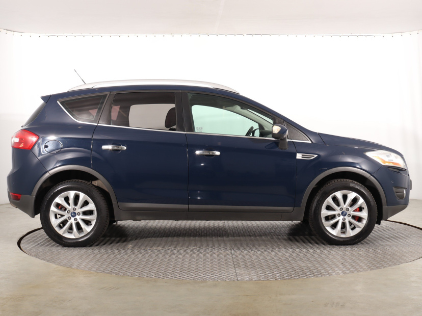 Ford Kuga, 2011
