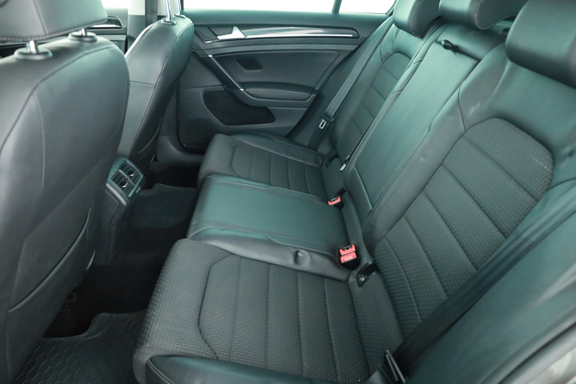 Volkswagen Golf, 2013