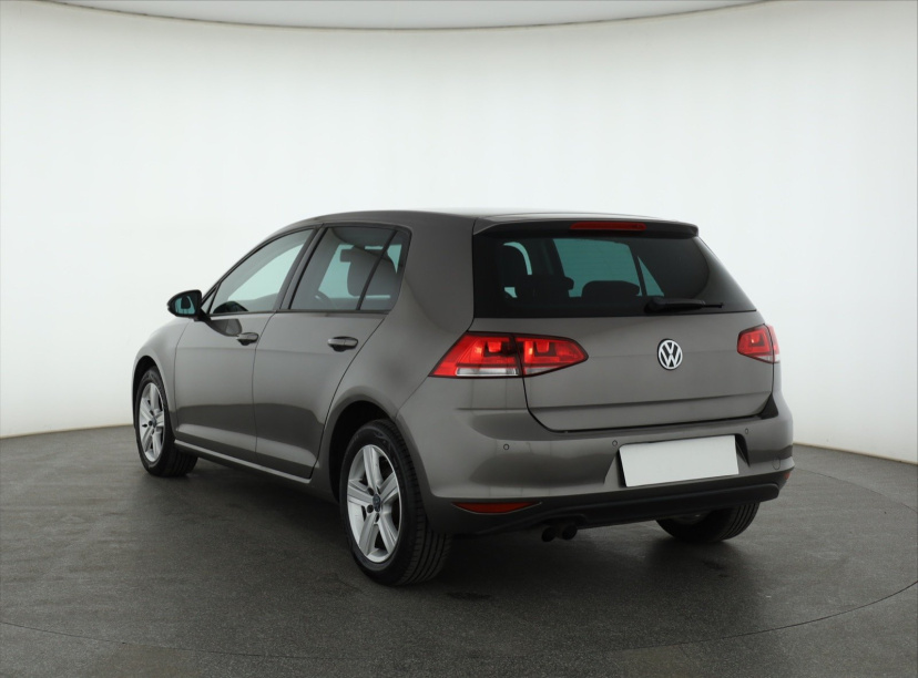 Volkswagen Golf, 2013