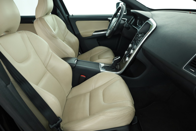 Volvo XC60, 2014