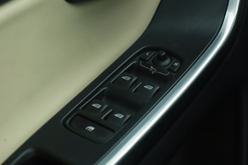 Volvo XC60, 2014
