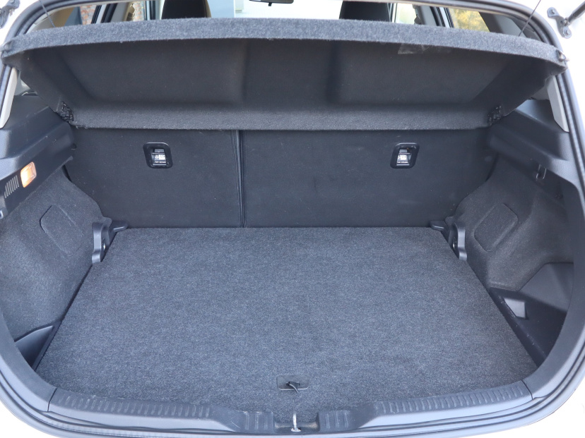 Toyota Auris, 2016