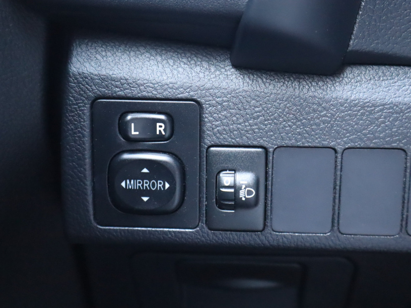 Toyota Auris, 2016