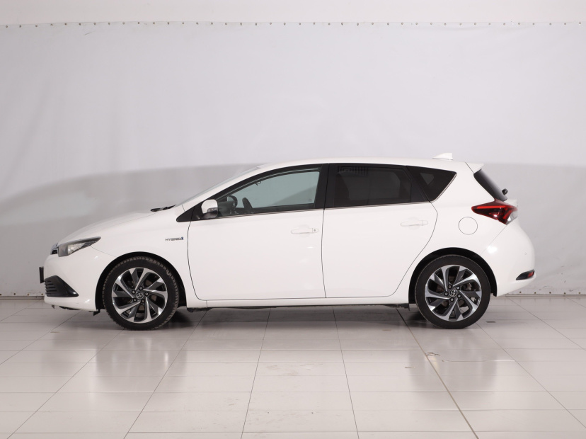 Toyota Auris, 2016
